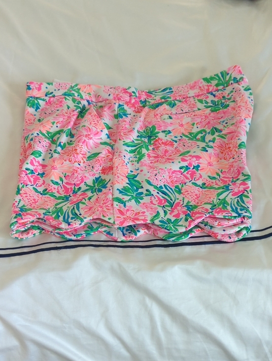 Lilly Pulitzer Pants - Shorts